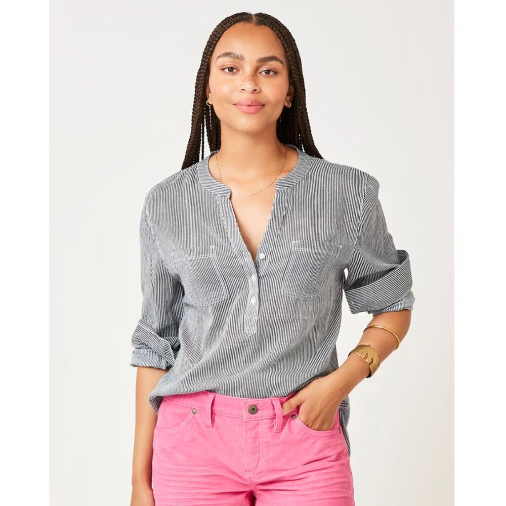 NWT Carve Designs Dylan Gauze Shirt in Navy Mini Stripe